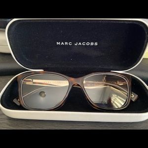 Marc Jacobs Large Cat Eye Frame